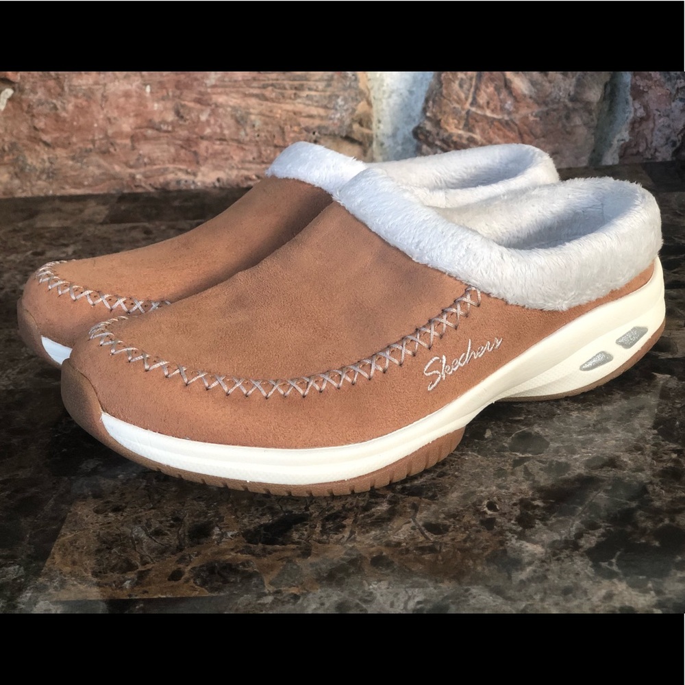 🆕 Skechers women  Relaxed Fit clogs sneakers - Picture 9 of 12